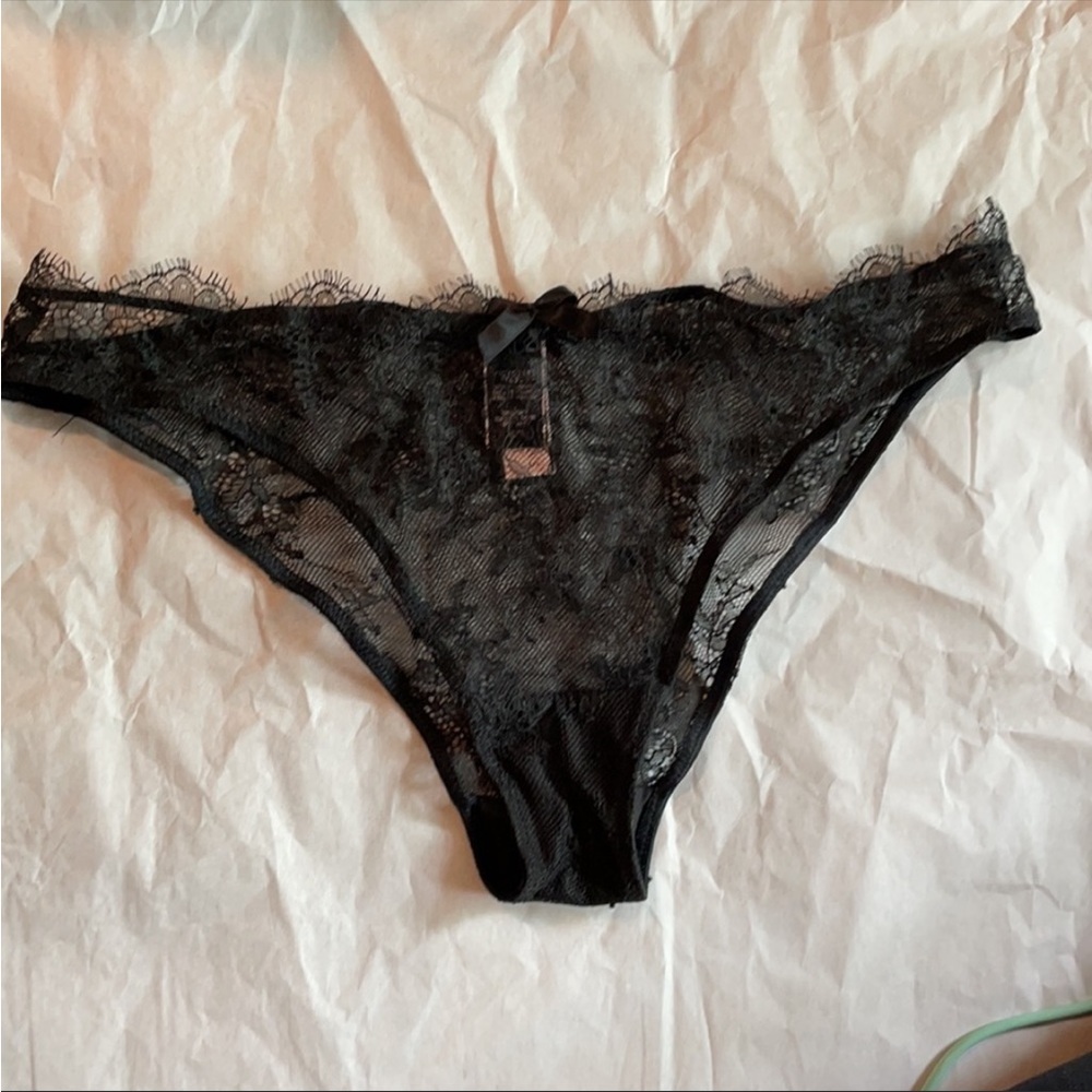 Bundle robe, 2 bras , and panty